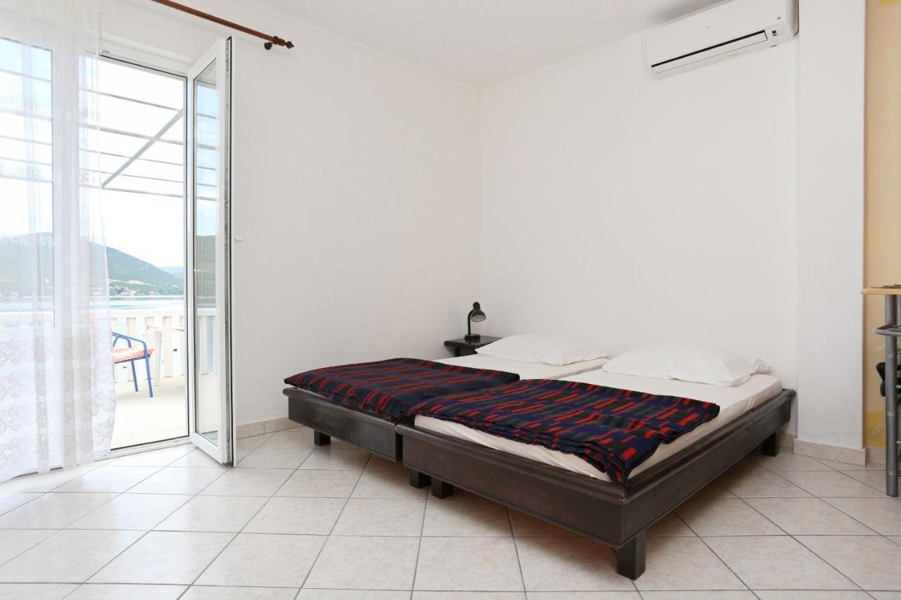 Apartments By The Sea Kabli, Peljesac - 10221 Brijesta 外观 照片